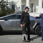 trump musk scaled e1744787907147