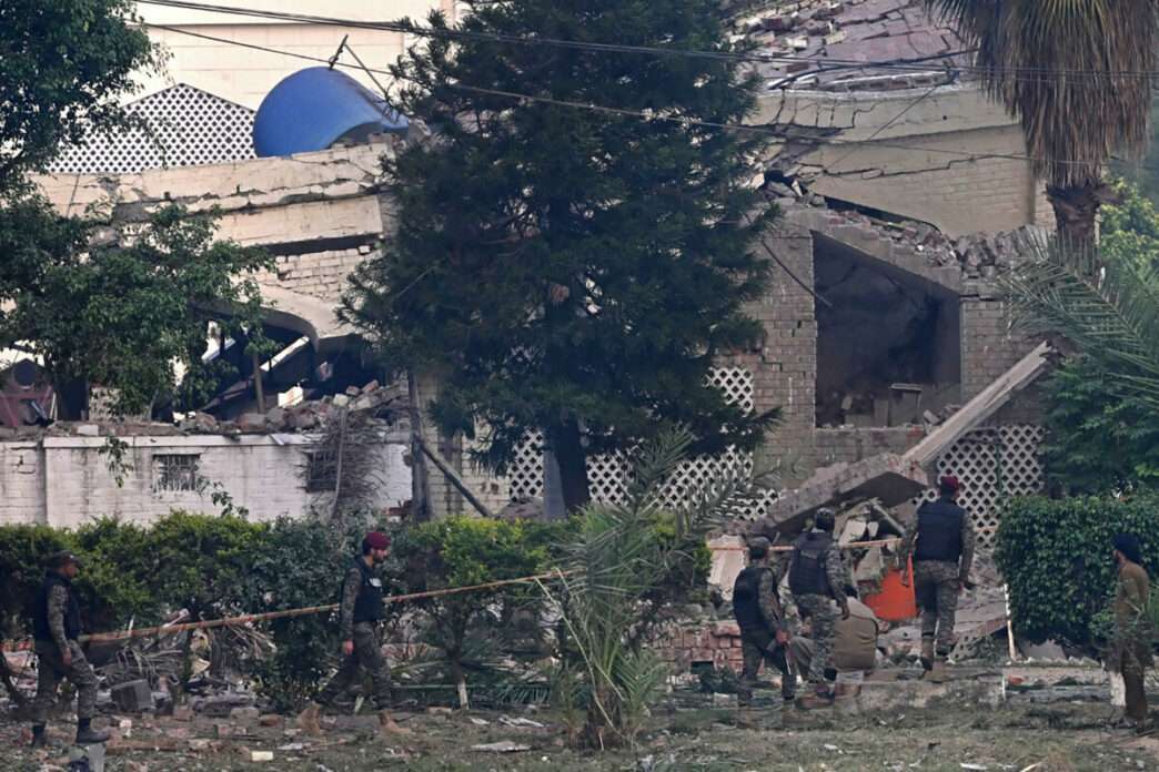 000 44QB62H scaled 1