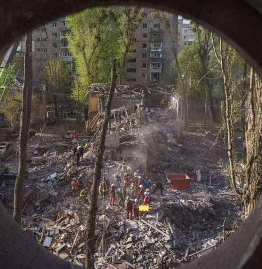 Polemos Ukrania AP Photo Evgeniy Maloletka