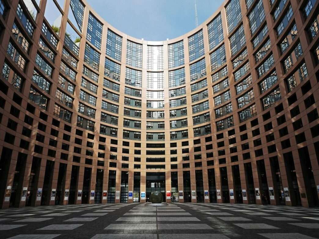 european parliament 1265254 1280 1