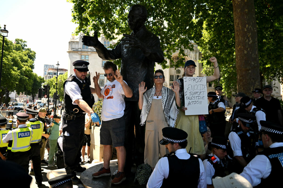 BRITAIN-PALESTINIANS-ISRAEL-CONFLICT-POLITICS-BAN