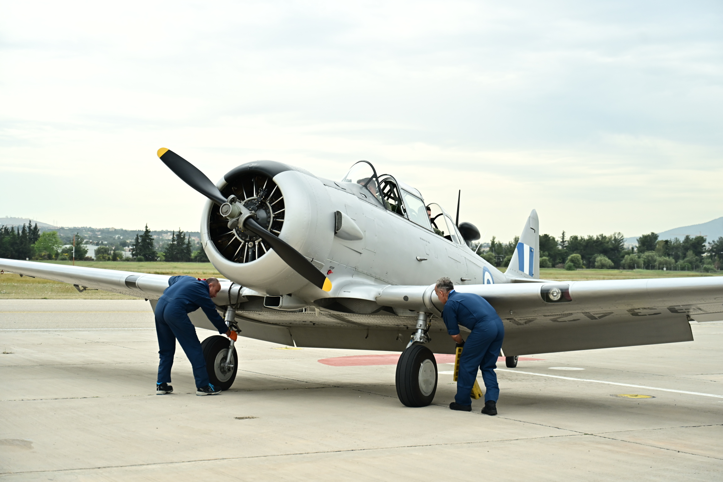 [377697] ΤΕΛΕΤΗ ΕΝΤΑΞΗΣ ΤΟΥ ΑΕΡΟΣΚΑΦΟΥΣ HARVARD T-6 ΣΤΗΝ ΠΟΛΕΜΙΚΗ ΑΕΡΟΠΟΡΙΑ    (ΚΩΣΤΑΣ ΤΖΟΥΜΑΣ/EUROKINISSI)