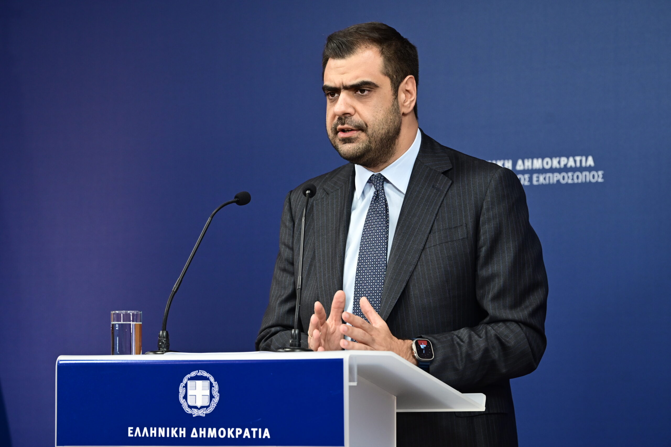 [378350] ΕΝΗΜΕΡΩΣΗ ΤΩΝ ΠOΛΙΤΙΚΩΝ ΣΥΝΤΑΚΤΩΝ ΑΠΟ ΤΟΝ ΚΥΒΕΡΝΗΤΙΚΟ ΕΚΠΡΟΣΩΠΟ ΠΑΥΛΟ ΜΑΡIΝΑΚΗ   (ΜΙΧΑΛΗΣ ΚΑΡΑΓΙΑΝΝΗΣ/EUROKINISSI)