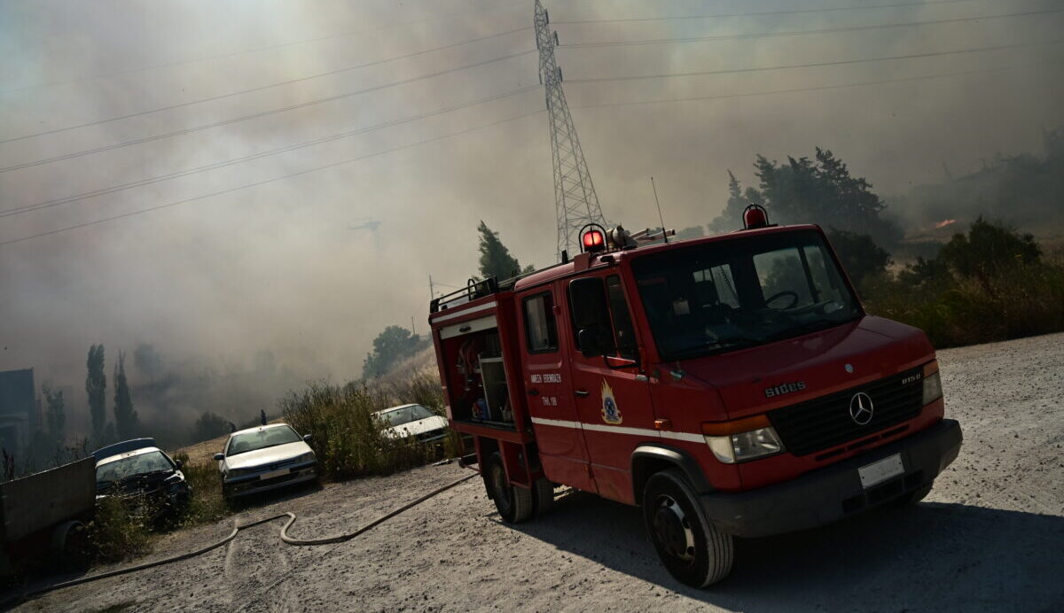 [379439] ΠΥΡΚΑΓΙΑ ΣΤΟΝ ΑΓΙΟ ΣΤΕΦΑΝΟ ΣΤΗ ΠΕΡΙΟΧΗ ΔΡΟΣΟΠΗΓΗ ΣΤΙΣ ΑΦΙΔΝΕΣ  (ΚΩΣΤΑΣ ΤΖΟΥΜΑΣ/EUROKINISSI)