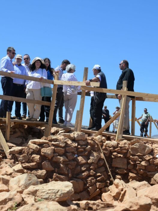 androulakis papoura scaled
