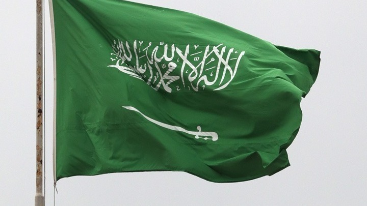 w29 211106w3072521w06153449w04194700saudiarabiaflagw0991045saudiflag 1