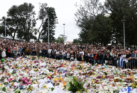 AUSTRALIA CRIME FLORAL TRIBUTES 1024x696