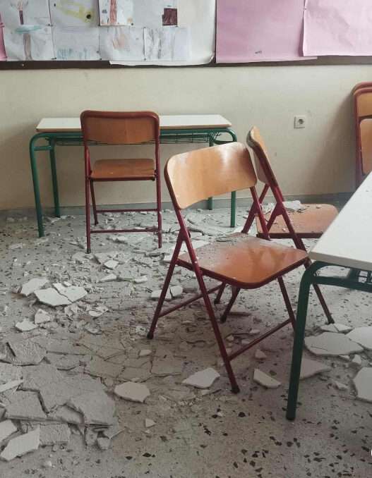 b7926c4468340383124f27d204358fbb L