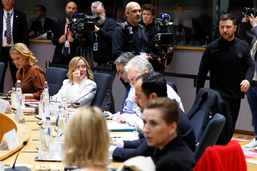 e9ba2d5a5e4a9abcc08b7d8ac3e4e709 L