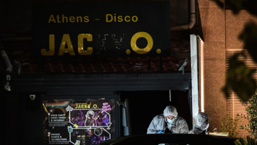 03c8b88e68a204cc8ea43825751b6694 L