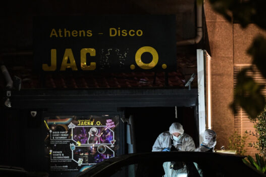 03c8b88e68a204cc8ea43825751b6694 L