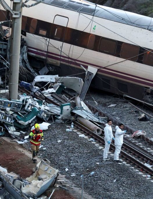 2026 01 19T081227Z 450518473 RC274JAMNRKV RTRMADP 5 SPAIN ACCIDENT TRAIN 1024x683 1