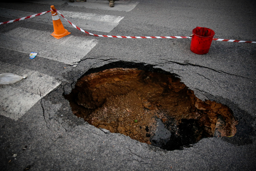 2161e7e234ef0f2551e6acc528c9f293 L