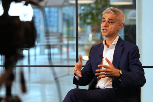 38dc1852bb44fa49caa2d98653eb6efa L