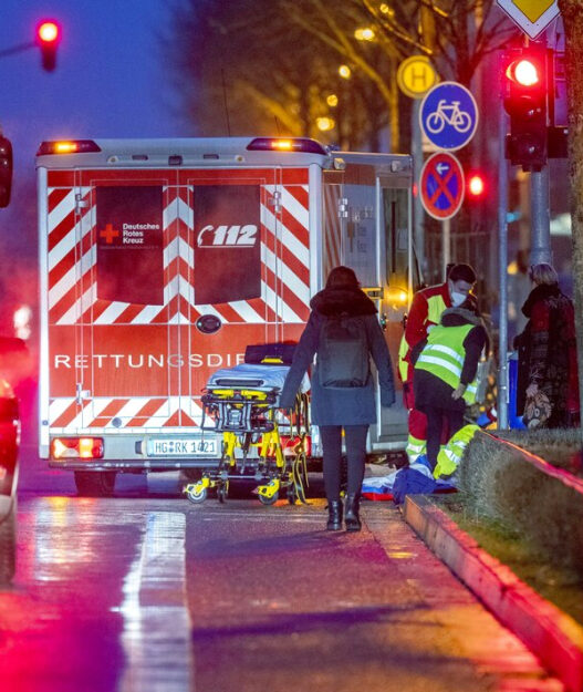 49fe97cc497970656e60d46282279c62 L