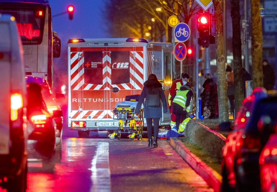 49fe97cc497970656e60d46282279c62 L