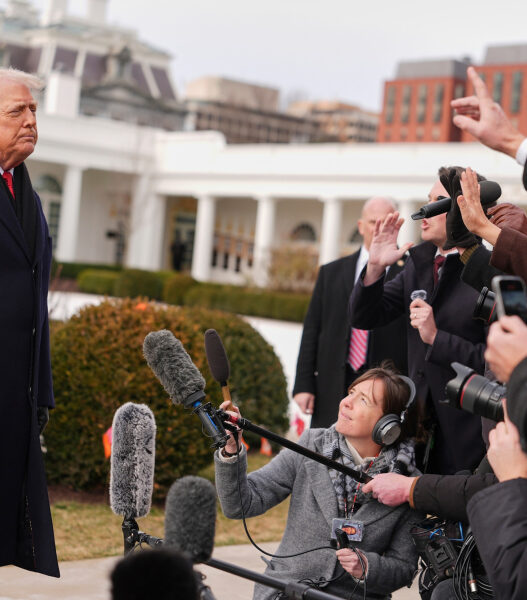 69dea642856bf58bb377a98a0dd27935 L