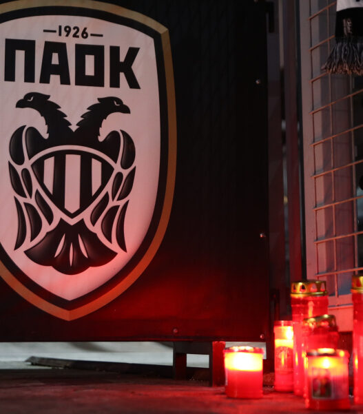 77e8fc29027a91d1d2cf0265f700b58a L