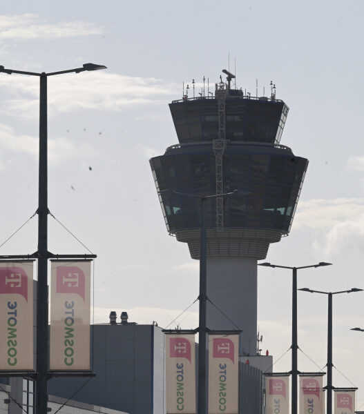 90ca2441190e3165de2b7d860cbdcae3 L