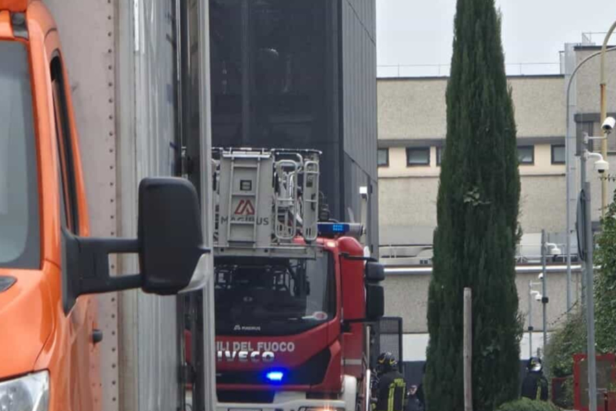 afd8a4306e5f7ab6da89e0bdd722a98e L