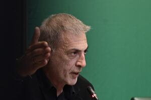 cb55dfd681593036054828e6dc25d4df L