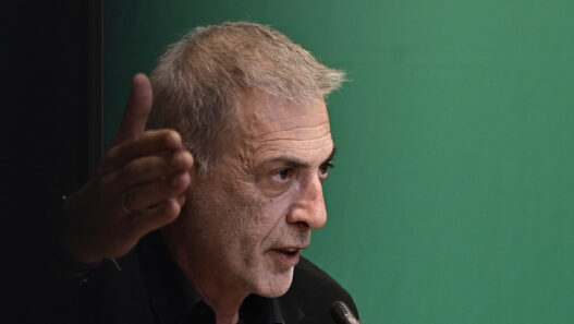 cb55dfd681593036054828e6dc25d4df L