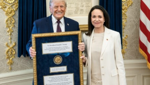 d76513b90c9fea43212f79d55e86b289 L