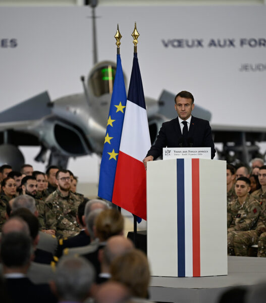 effdbb1ae457c9a15f88d482a3f96c07 L