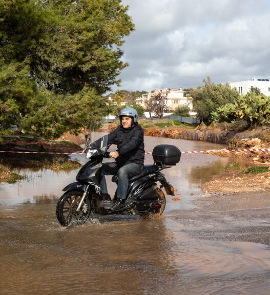 4af38db3a5162e44d9abec840611f120 L