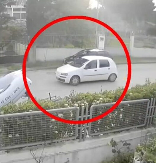 ee0c61e4d6697a8d3eb18b0fc3aeb4dc L