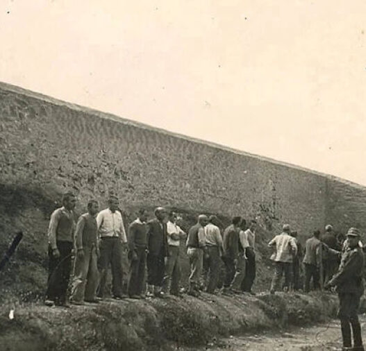 eebff14fb57e62214c745249988e1886 L