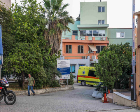 1fc541b5a0207002f8f1b8ade41f3965 L