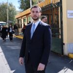 505ec0c9d6b7d4af3078a7fc79031c94 L