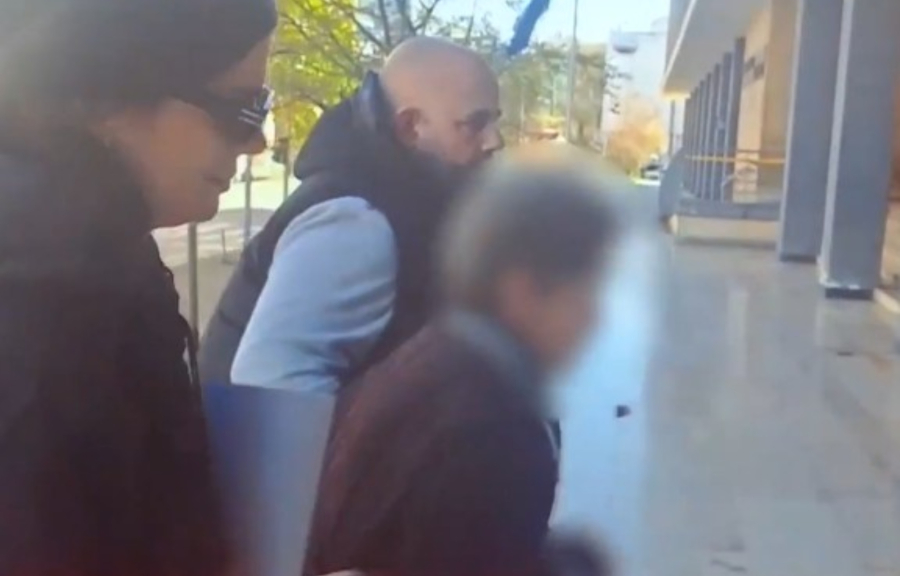 530537281f4de85f6c1c1e9a1c2419f7 L