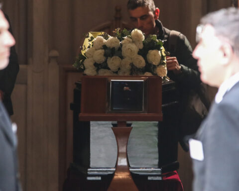 73fbaaf9a3475a785083ac33e5b31b8d L