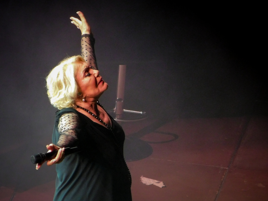 d5295690648fbf58d59b9ed3c2087f1c L