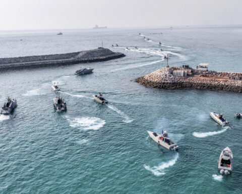 0813e27844302a4f09f22547d6c1d12f L 2