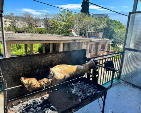 08369428071eee4a21bde775adb45344 L