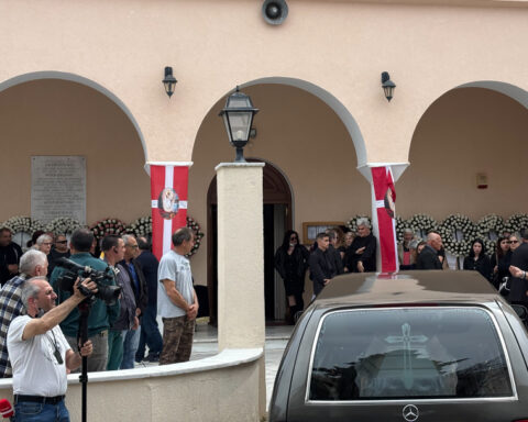 084caf2503725934ec5d83663551ab37 l