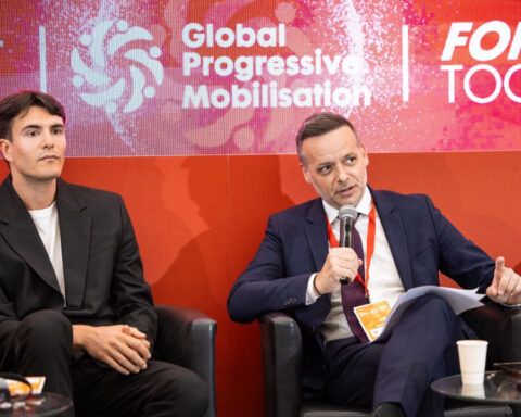 0b2ef7a622c9305ced220cf29bf12e60 L