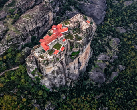 0d0c9d2f460657ac84c5b41b4b24de62 L