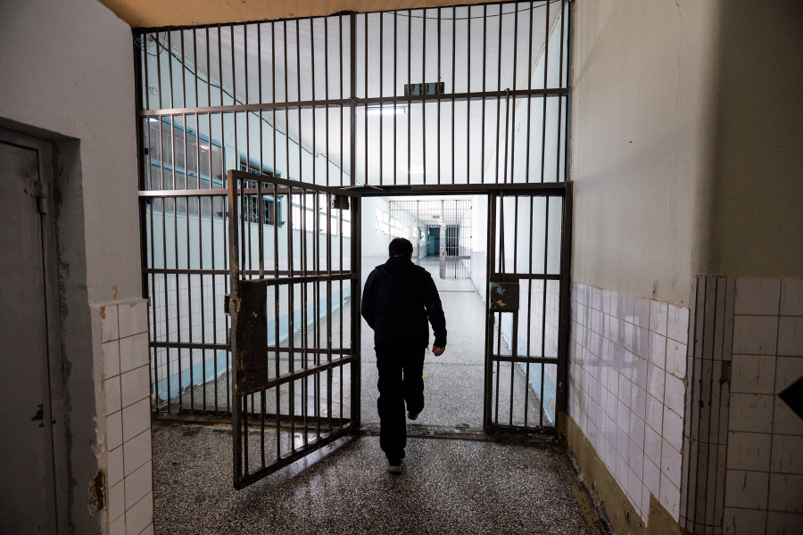 12d940a2380f1966305b2100ed3a6633 L