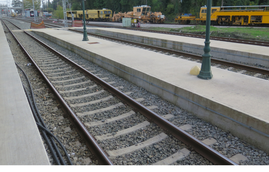 18f80d10d04ad60022c7f53f41742b92 L