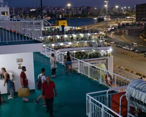 198695546fe8ad342f2f2e5e4b0d06dd L