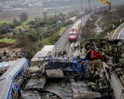 1b7d15d0d91432d2c1ca8dacb27e41bd L