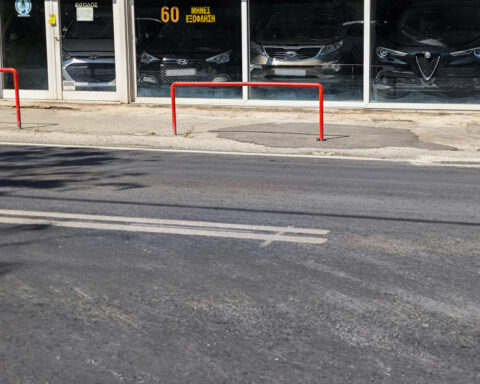 1da23da0ab2b617f11a9ea881d646ad8 L