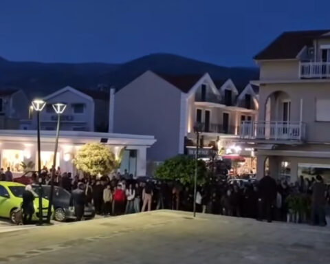 20916d31f0111f240e681dc2ba53d411 L