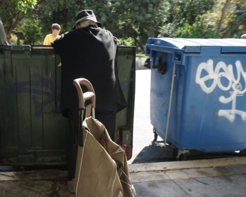 252da0a293186fb25589bea08107bce8 L