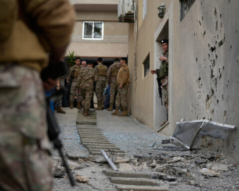 2597403c94a76b6ea40136caf247f854 L