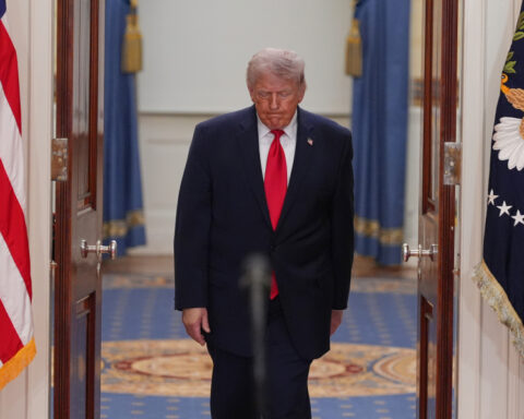 29f03a3cdfd7f8794e47769876f03ca5 L